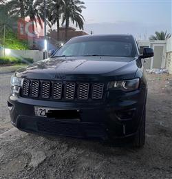 جیپ گراند شیرۆکی